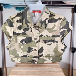 Youth Camouflage Crop Top Vest Md.